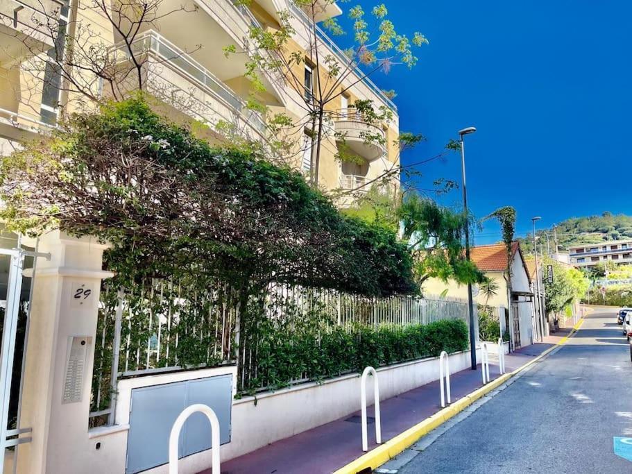 Le Daphnee Yourhosthelper Appartement *